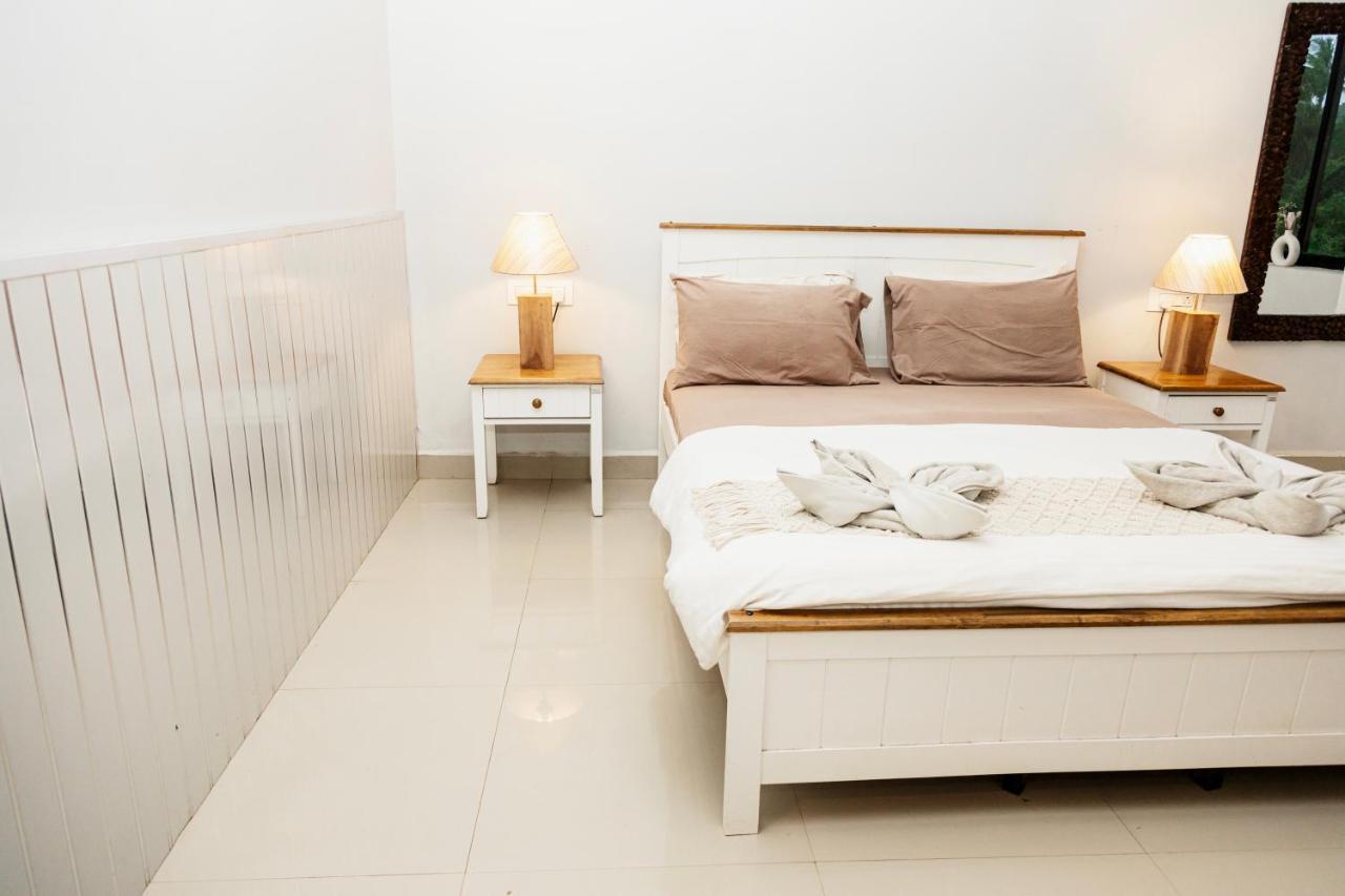Fourteen Pods By The Sea Hotel Morjim Exterior photo