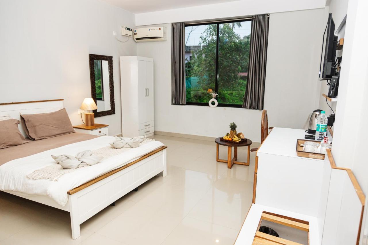 Fourteen Pods By The Sea Hotel Morjim Exterior photo