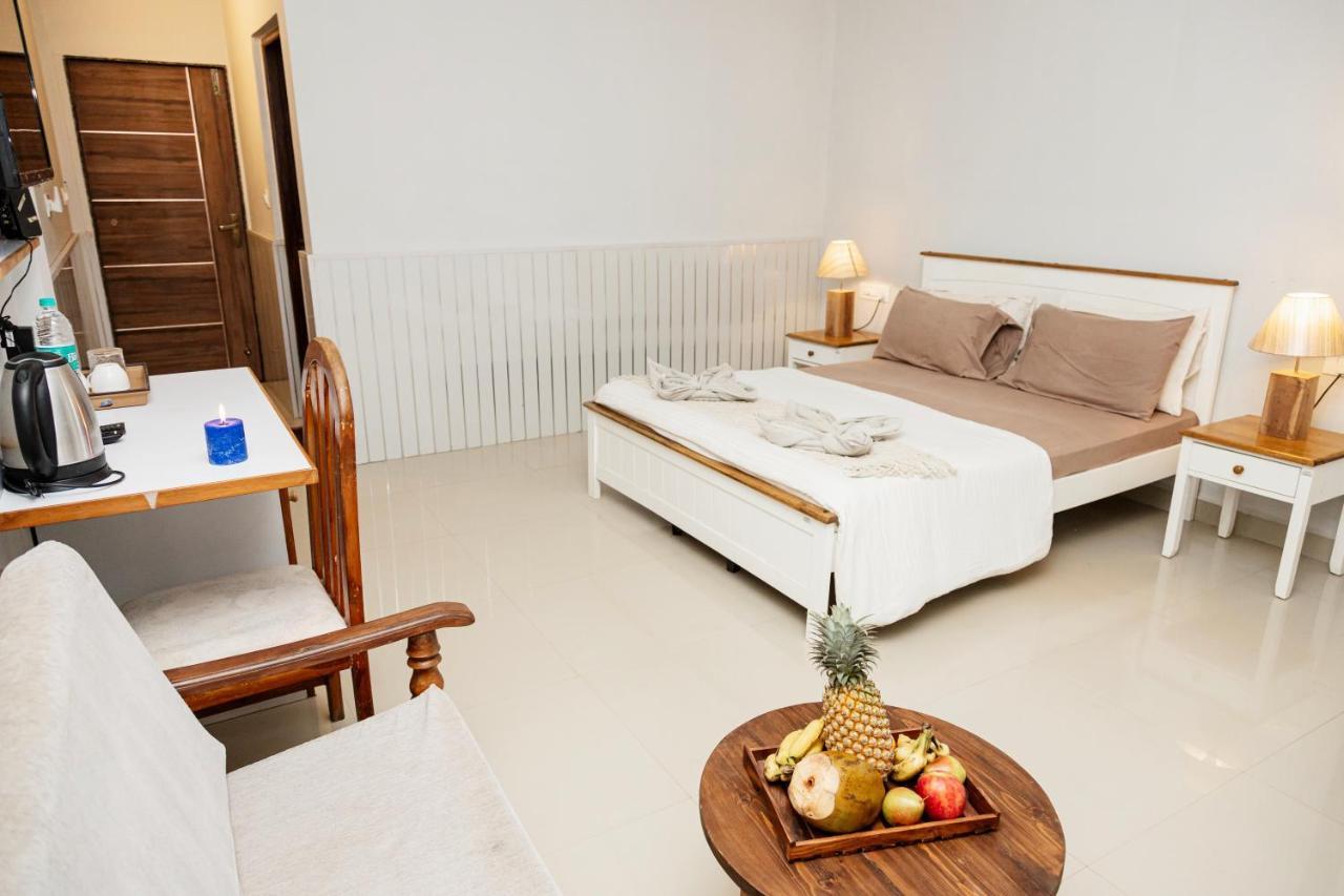Fourteen Pods By The Sea Hotel Morjim Exterior photo