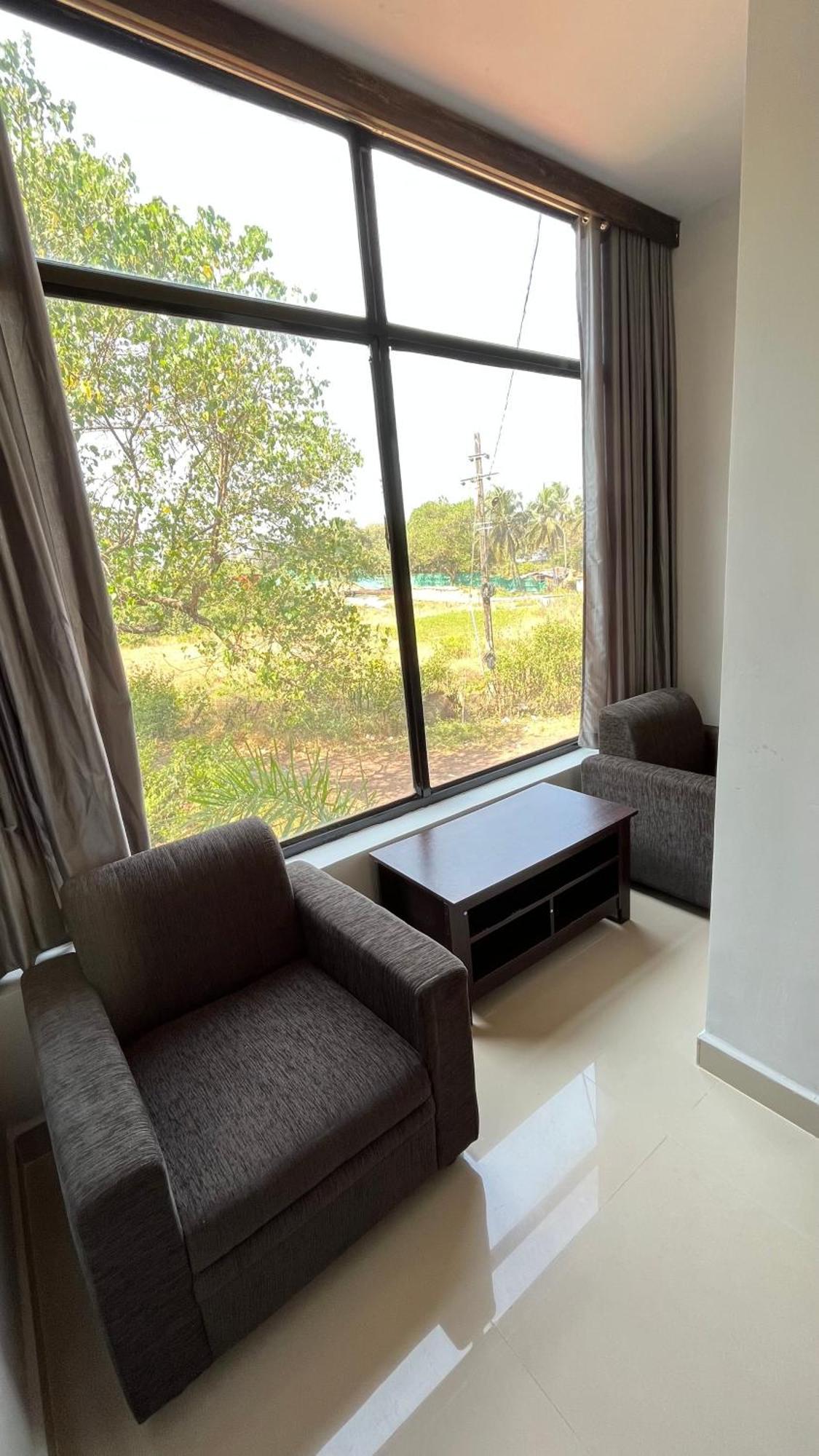 Fourteen Pods By The Sea Hotel Morjim Exterior photo